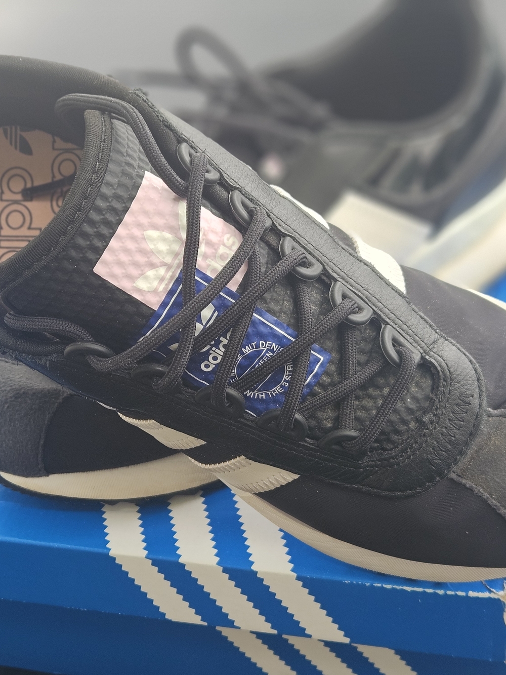 Adidas Womens Black Retro Runner Sneakers